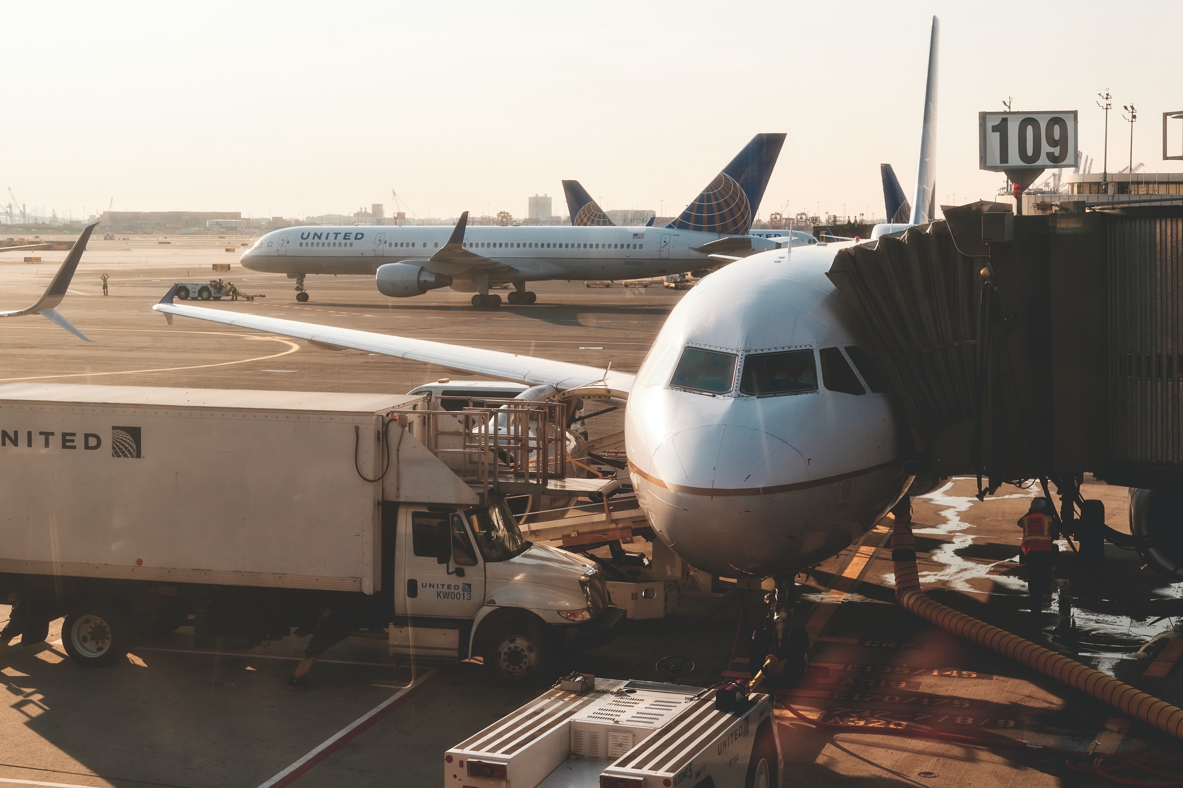 United Jet Parked At Gate 109